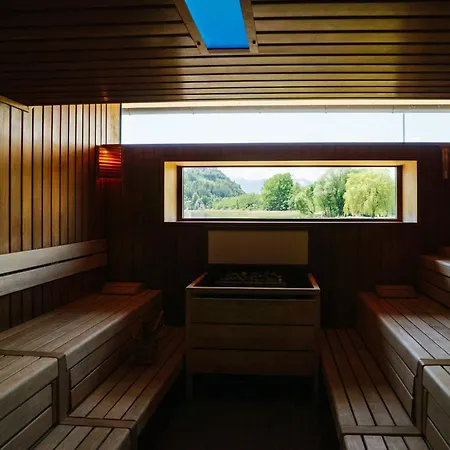 Holiday home Seechalet - Traumunterkunft Direkt Am Annenheim